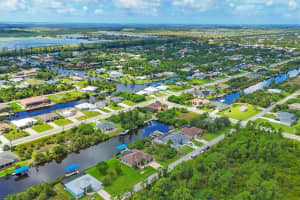 15608 LAKELAND CIR, PORT CHARLOTTE, FL 33981 Sold 08/20/25
