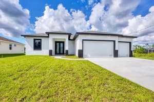 18 TEE VIEW ROAD, ROTONDA WEST, FL 33947 Sold 02/24/25