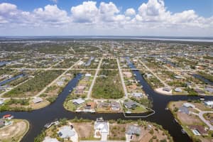 9450 SNAPPER CIRCLE, PORT CHARLOTTE, FL 33981 Sold 03/14/25