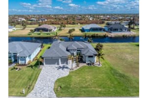 246 PINE VALLEY LANE, ROTONDA WEST, FL 33947 Sold 06/02/25