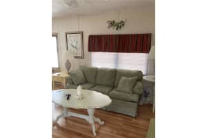 5560 HOLIDAY PARK BOULEVARD, NORTH PORT, FL 34287 Sold 08/21/25