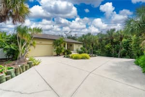 3075 BAY OAKS CIRCLE, ENGLEWOOD, FL 34223 Sold 06/16/25