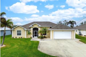 665 ROTONDA CIRCLE, ROTONDA WEST, FL 33947 Sold 04/29/25