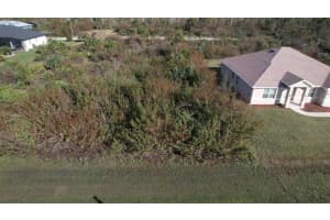 10112 ST PAUL DRIVE, PORT CHARLOTTE, FL 33981 Sold 08/14/25