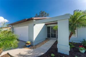 517 FOXWOOD BOULEVARD, ENGLEWOOD, FL 34223 Sold 01/17/25