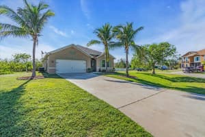 8204 SCOBEY ROAD, PORT CHARLOTTE, FL 33981 Sold 01/17/25