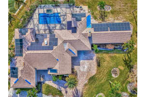 300 NORTH DRIVE, ENGLEWOOD, FL 34223 Sold 01/31/25