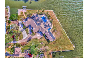 300 NORTH DRIVE, ENGLEWOOD, FL 34223 Sold 01/31/25