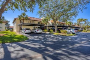 520 PINE HOLLOW CIRCLE, ENGLEWOOD, FL 34223 Sold 08/22/25