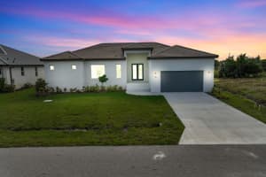 15384 HENNIPEN CIRCLE, PORT CHARLOTTE, FL 33981 - MLS#MFRD6139383