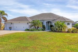 241 MARINER LANE, ROTONDA WEST, FL 33947 Sold 03/14/25