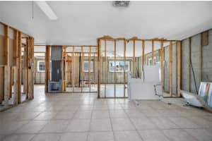 1977 BEACH ROAD, ENGLEWOOD, FL 34223 Sold 03/06/25