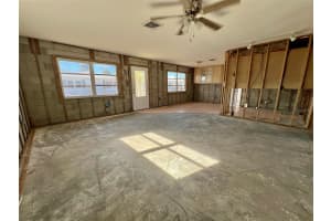 1977 BEACH ROAD, ENGLEWOOD, FL 34223 Sold 03/12/25