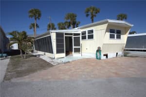 2295 N Beach Rd #419, ENGLEWOOD