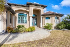 15442 MEACHAM CIRCLE, PORT CHARLOTTE, FL 33981 Sold 04/11/25
