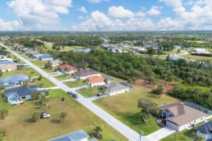 74 LONG MEADOW COURT, ROTONDA WEST, FL 33947 - MLS#MFRD6139615