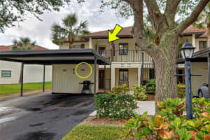 524 Pine Hollow Cir #524, ENGLEWOOD