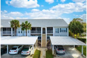 412 SUNSET LAKE BOULEVARD, VENICE, FL 34292 Sold 01/28/25
