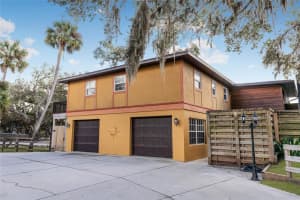 651 DIXON ROAD, VENICE, FL 34292 Sold 05/20/25