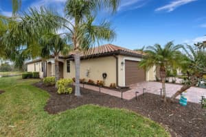 6630 WILLOWSHIRE WAY, BRADENTON, FL 34212 Sold 02/24/25
