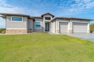 195 PINE VALLEY LANE, ROTONDA WEST, FL 33947 Sold 01/31/25