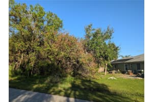 725 CHEVY CHASE STREET, PORT CHARLOTTE, FL 33948 - MLS#MFRD6139770