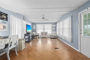346 BLACKBURN BOULEVARD, NORTH PORT, FL 34287 Sold 04/17/25