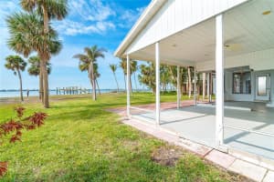 860 KNIGHTS LANE, ENGLEWOOD, FL 34223 Sold 02/24/25