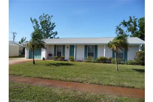 320 LASAYETTE DRIVE, PORT CHARLOTTE, FL 33952 Sold 05/02/25