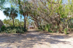 7630 MANASOTA KEY ROAD, ENGLEWOOD, FL 34223 Sold 05/01/25