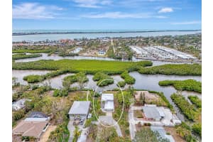 900 OXFORD DRIVE, ENGLEWOOD, FL 34223 - MLS#MFRD6140150