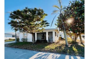 1977 BEACH ROAD, ENGLEWOOD, FL 34223 Sold 03/19/25