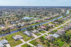 604 BOUNDARY BOULEVARD, ROTONDA WEST, FL 33947 Sold 08/29/25
