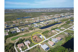 10 PINE VALLEY PLACE, ROTONDA WEST, FL 33947 - MLS#MFRD6140564