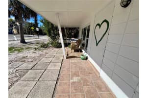 1115 GULF BOULEVARD, ENGLEWOOD, FL 34223 Sold 04/10/25