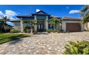 8200 ANTWERP CIRCLE, PORT CHARLOTTE, FL 33981 Sold 04/30/25
