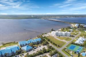 4410 WARREN AVENUE, PORT CHARLOTTE, FL 33953 Sold 05/16/25