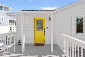 205 SAND DOLLAR LANE, ENGLEWOOD, FL 34223 Sold 05/22/25