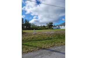 165 BROADMOOR LANE, ROTONDA WEST, FL 33947 Sold 05/02/25