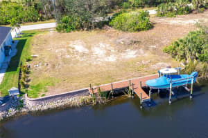 8266 SANTA CRUZ DRIVE, PORT CHARLOTTE, FL 33981 - MLS#MFRD6141014