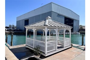 100 CIRCUIT ROAD, NOKOMIS, FL 34275 Sold 05/12/25