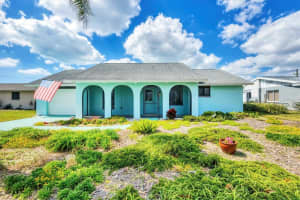 443 APPIAN WAY, VENICE, FL 34293 Sold 04/11/25
