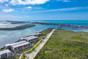 1651 Beach Rd #311, ENGLEWOOD