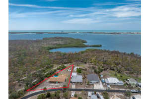 2090 PINE STREET, ENGLEWOOD, FL 34224 Sold 04/15/25
