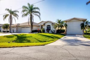 105 GARLAND WAY, ROTONDA WEST, FL 33947 Sold 04/21/25