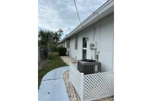 990 SANDLEWOOD DRIVE, VENICE, FL 34293 Sold 04/01/25