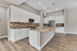 10782 KEARSARGE CIRCLE, PORT CHARLOTTE, FL 33981 Sold 09/10/25