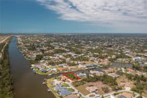 10533 WASHINGTON ROAD, PORT CHARLOTTE, FL 33981 Sold 04/25/25