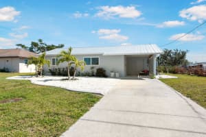 2105 ARKANSAS AVENUE, ENGLEWOOD, FL 34224 Sold 05/09/25