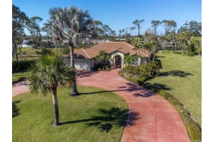 915 PARK PLACE DRIVE, ENGLEWOOD, FL 34223 Sold 04/17/25